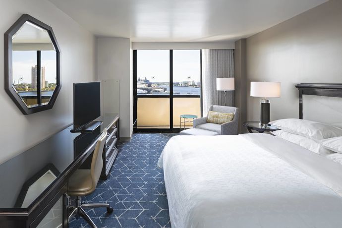 Imagen de la habitación del Hotel Sheraton Norfolk Waterside. Foto 3