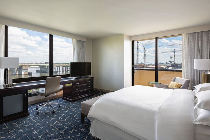 Imagen de la habitación del Hotel Sheraton Norfolk Waterside. Foto 12