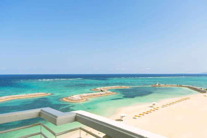 Imagen general del Hotel Sheraton Okinawa Sunmarina Resort. Foto 1