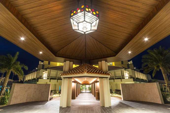 Imagen general del Hotel Sheraton Okinawa Sunmarina Resort. Foto 7