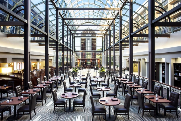 Imagen del bar/restaurante del Hotel Sheraton Orlando North. Foto 5