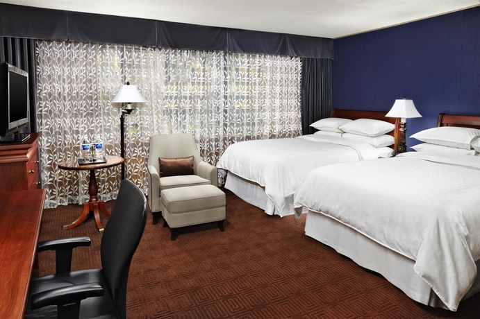 Imagen de la habitación del Hotel Sheraton Ottawa. Foto 9