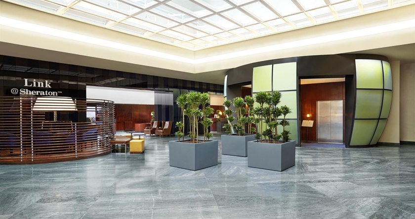 Imagen de los interiores del Hotel Sheraton Paris Charles de Gaulle Airport. Foto 15
