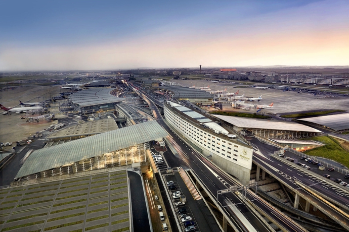 Imagen general del Hotel Sheraton Paris Charles de Gaulle Airport. Foto 2
