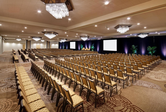 Imagen de los interiores del Hotel Sheraton Park At The Anaheim Resort. Foto 12