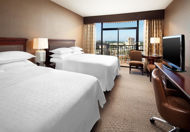 Imagen de la habitación del Hotel Sheraton Park At The Anaheim Resort. Foto 5