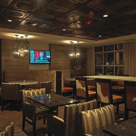 Imagen del bar/restaurante del Hotel Sheraton Park City. Foto 2