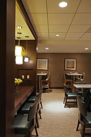 Imagen del bar/restaurante del Hotel Sheraton Park City. Foto 3