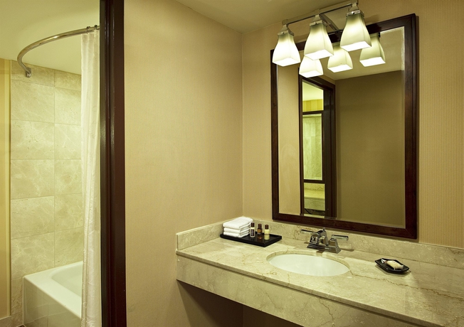 Imagen de la habitación del Hotel Sheraton Pentagon City. Foto 9