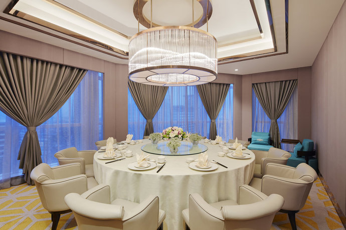 Imagen del bar/restaurante del Hotel Sheraton Petaling Jaya. Foto 2