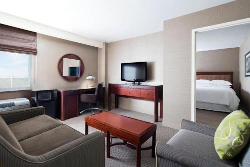 Imagen general del Hotel Sheraton Pittsburgh Airport. Foto 4