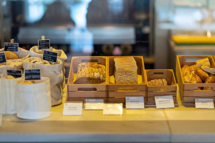 Imagen del bar/restaurante del Hotel Sheraton Porto and Spa. Foto 3