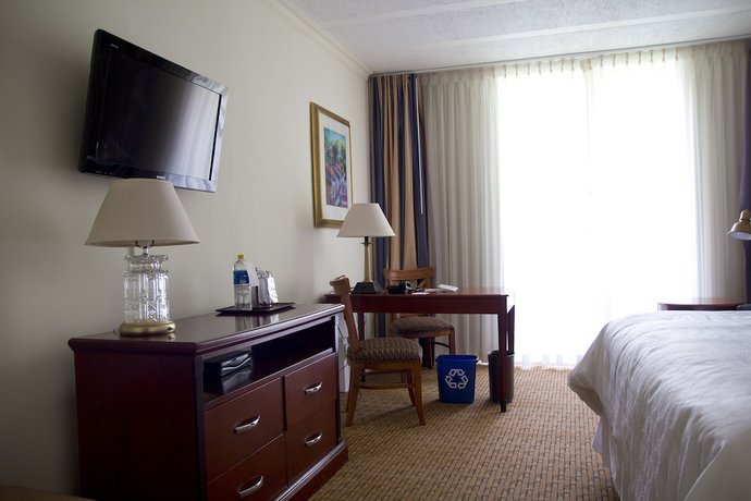 Imagen de la habitación del Hotel Sheraton Presidente San Salvador. Foto 14