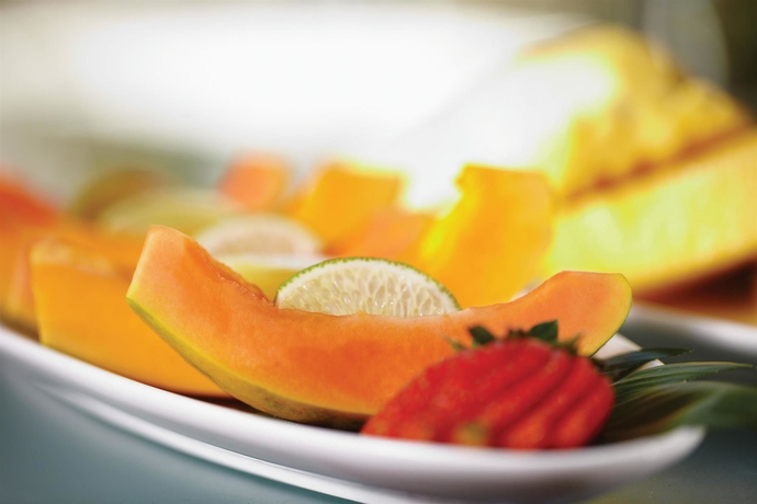 Imagen del bar/restaurante del Hotel Sheraton Princess Kaiulani. Foto 3