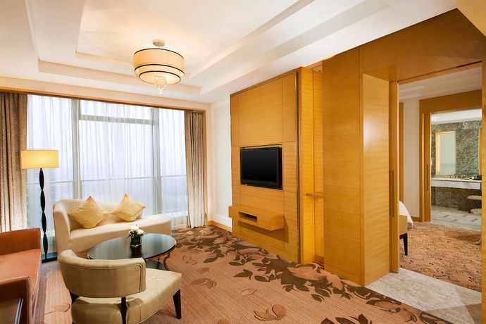 Imagen de la habitación del Hotel Sheraton Qingdao Jiaozhou. Foto 5