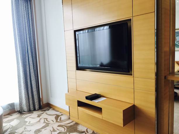 Imagen de la habitación del Hotel Sheraton Qingdao Jiaozhou. Foto 7