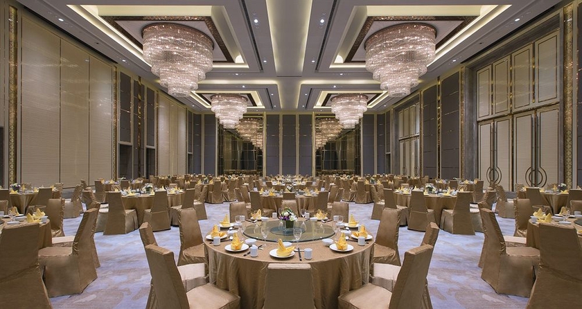 Imagen de los interiores del Hotel Sheraton Qingdao Licang. Foto 15