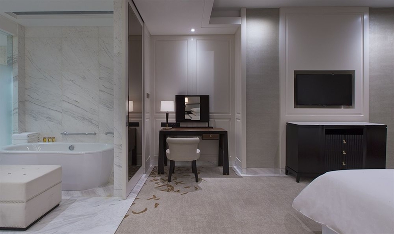 Imagen de los interiores del Hotel Sheraton Qingdao Licang. Foto 16