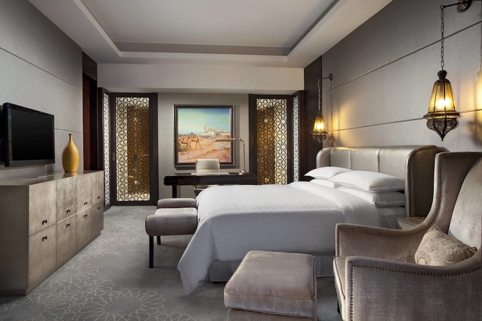 Imagen de la habitación del Hotel Sheraton Qingyuan Lion Lake Resort. Foto 8