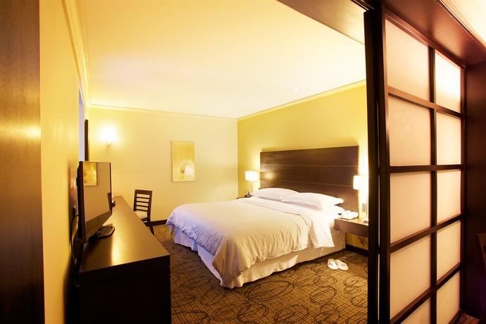 Imagen de la habitación del Hotel Sheraton Quito. Foto 3