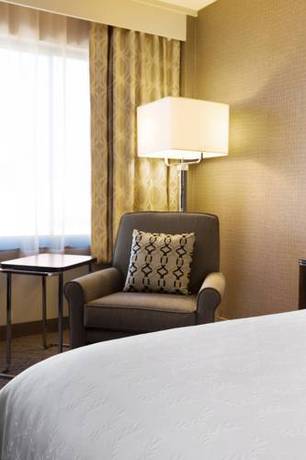 Imagen de la habitación del Hotel Sheraton Reston. Foto 5