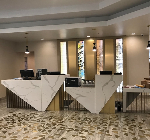 Imagen de los interiores del Hotel Sheraton Richmond Airport. Foto 16