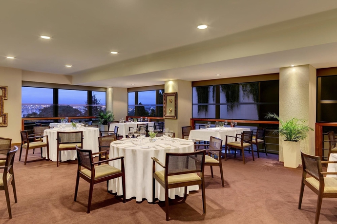 Imagen del bar/restaurante del Hotel Sheraton Salta. Foto 4