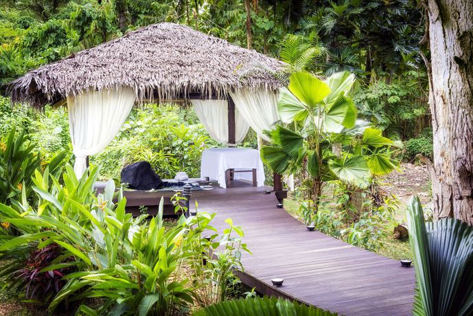 Imagen de los exteriores del Hotel Sheraton Samoa Beach Resort. Foto 8