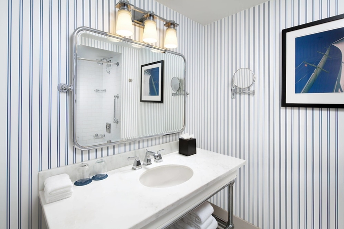 Imagen de la habitación del Hotel Sheraton San Diego Hotel & Marina. Foto 5