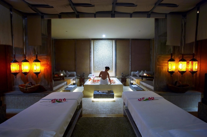 Imagen de la piscina del Hotel Sheraton Sanya Resort. Foto 18