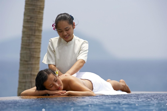 Imagen de la piscina del Hotel Sheraton Sanya Resort. Foto 21