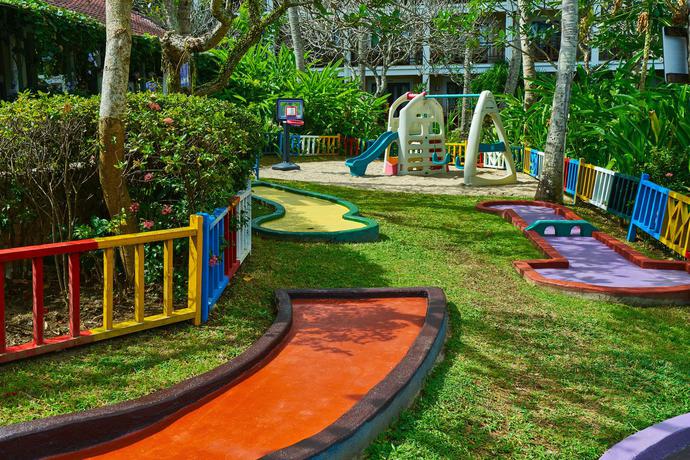 Imagen general del Hotel Sheraton Senggigi Beach Resort. Foto 11