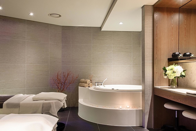 Imagen de la piscina del Hotel Sheraton Seoul Palace Gangnam. Foto 15