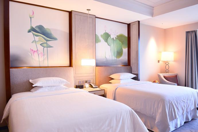 Imagen de la habitación del Hotel Sheraton Shanghai Jiading. Foto 7