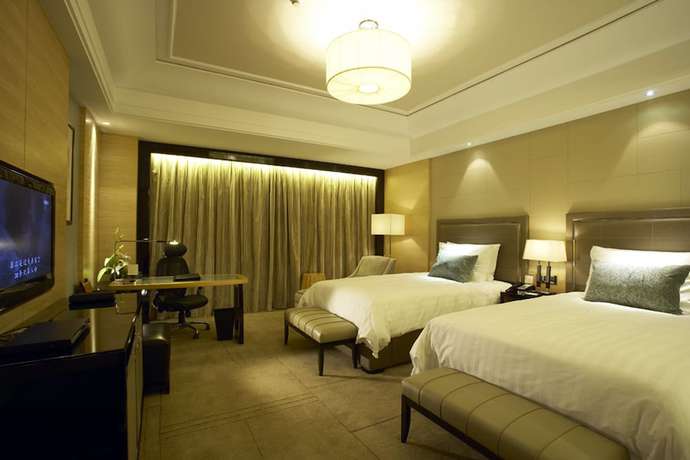 Imagen de la habitación del Hotel Sheraton Shanghai Pudong Riverside. Foto 10