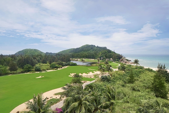 Imagen de los exteriores del Hotel Sheraton Shenzhou Peninsula Resort. Foto 16