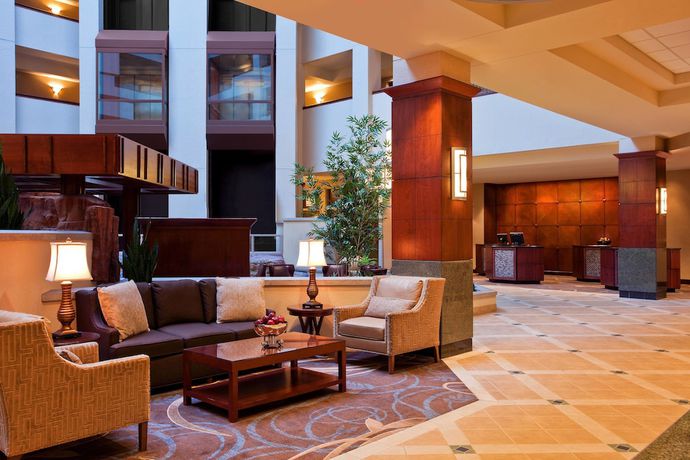 Imagen de los interiores del Hotel Sheraton Sioux Falls and Convention Center. Foto 10