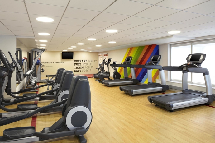 Imagen de los interiores del Hotel Sheraton Suites Calgary Eau Claire. Foto 14