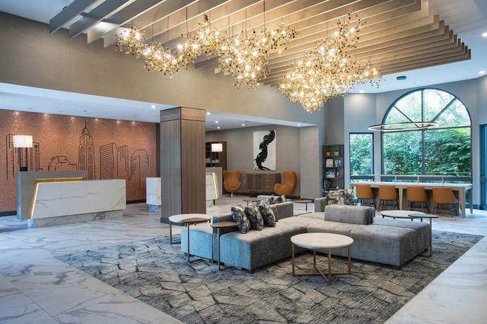 Imagen de los interiores del Hotel Sheraton Suites Columbus Worthington. Foto 16