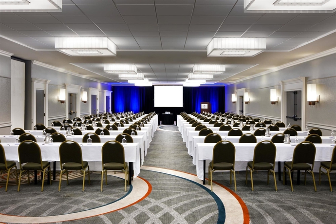 Imagen de los interiores del Hotel Sheraton Suites Fort Lauderdale at Cypress Creek. Foto 13