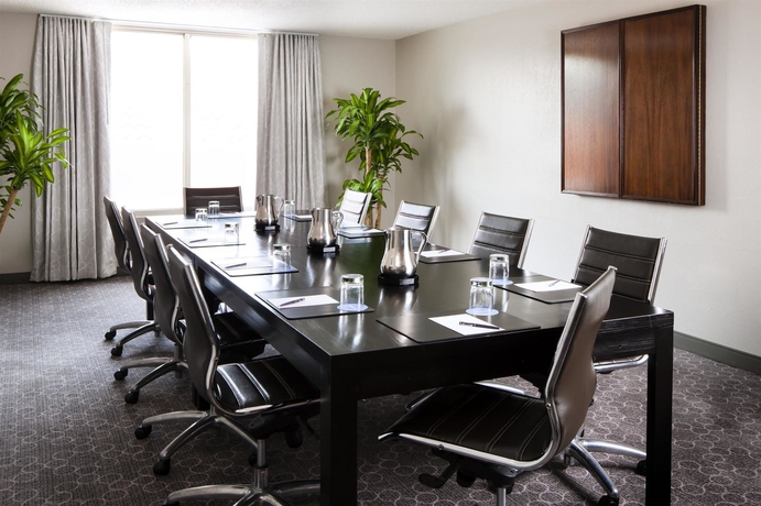 Imagen de los interiores del Hotel Sheraton Suites Fort Lauderdale at Cypress Creek. Foto 14