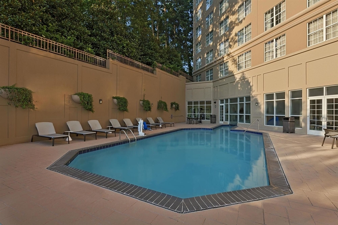 Imagen de la piscina del Hotel Sheraton Suites Galleria-atlanta. Foto 15