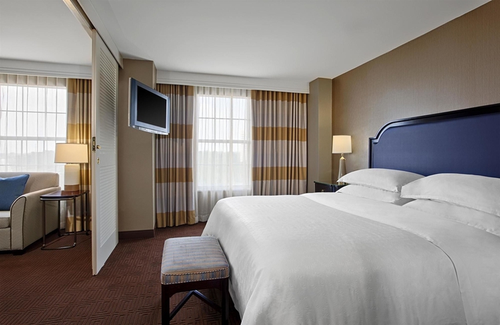 Imagen de la habitación del Hotel Sheraton Suites Galleria-atlanta. Foto 5