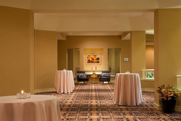 Imagen de los interiores del Hotel Sheraton Suites Galleria-atlanta. Foto 10