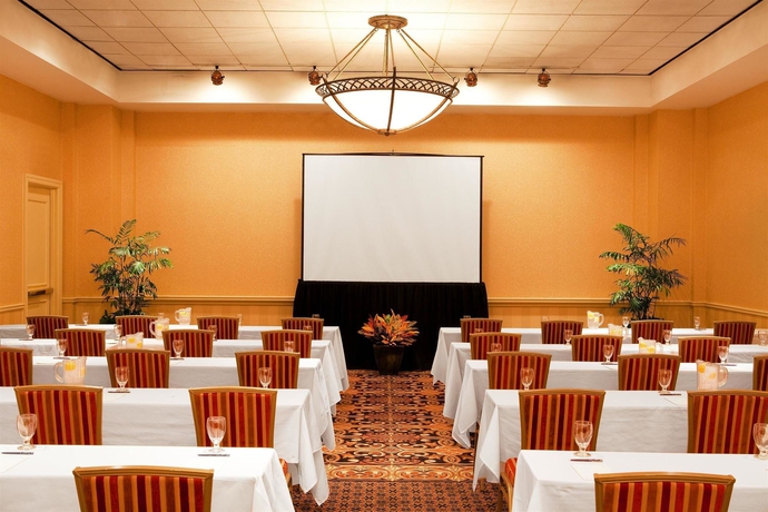 Imagen de los interiores del Hotel Sheraton Suites Galleria-atlanta. Foto 12