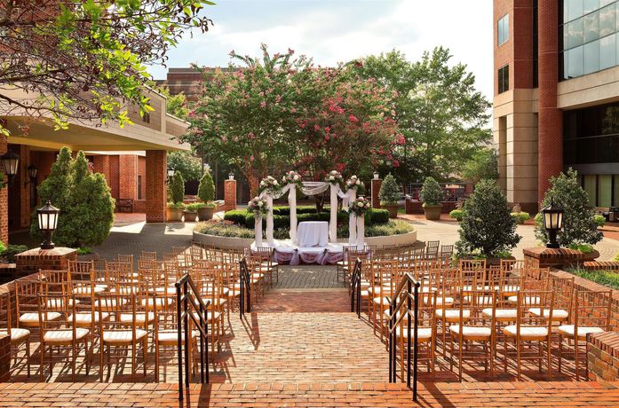 Imagen de los interiores del Hotel Sheraton Suites Old Town Alexandria. Foto 12