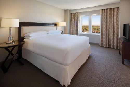 Imagen de la habitación del Hotel Sheraton Suites Plantation. Foto 11