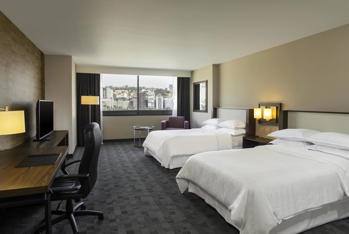 Imagen de la habitación del Hotel Sheraton Suites Santa Fe. Foto 11