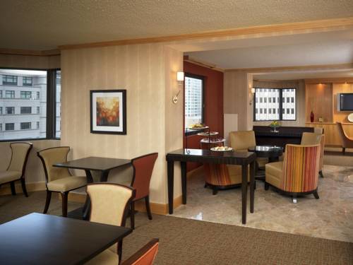 Imagen de la habitación del Hotel Sheraton Suites Wilmington Downtown. Foto 4