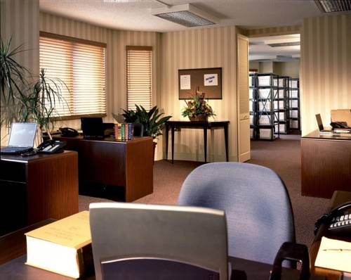 Imagen de la habitación del Hotel Sheraton Suites Wilmington Downtown. Foto 5